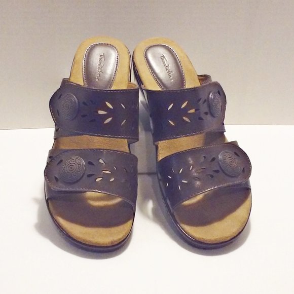 Thom McAn Shoes - Thom McAn Brown "Wendy" Slide Wedge Sandals Sz 9